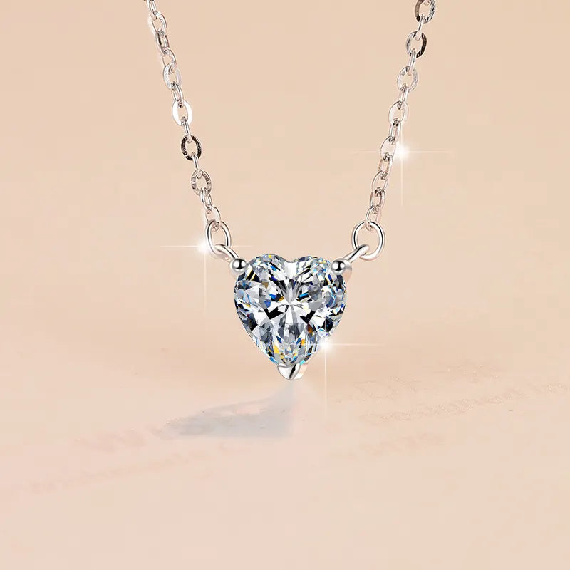 Collar de Plata Esterlina 925, diseño corazón único moissanita de 1 CT, certificado GRA