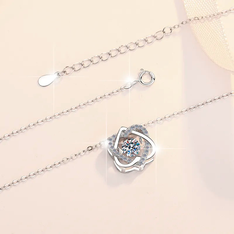 Collar de Plata Esterlina 925, diseño 2 corazón invertidos moissanita de 0.5 CT, certificado GRA