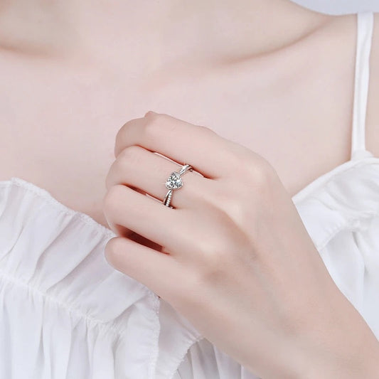 Anillo de plata esterlina 925 con expansión retráctil (autoajustable) y corazón de amor de diamante de moissanita, 0.5 quilates, VVs1, Color D, con certificado GRA.