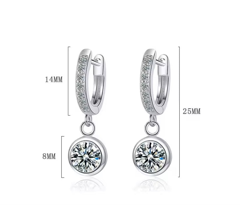 Aros de Plata Esterlina 925 y Zircón, Diseño circular con tope.