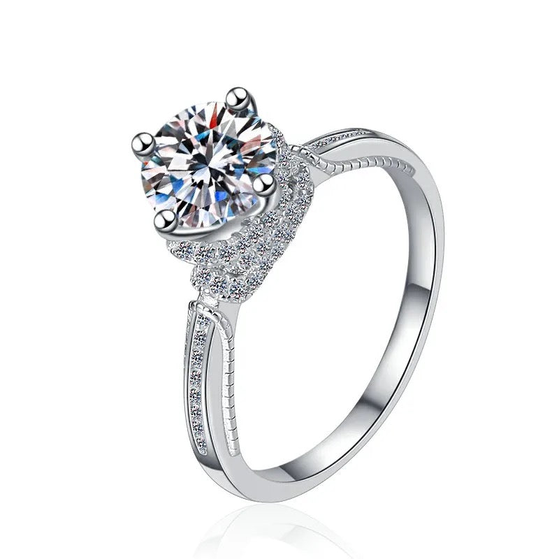 Anillo de Plata Esterlina 925 Bañado en Rodio con Moissanita de 1 Quilate, VVS1, Color D, Certificado GRA