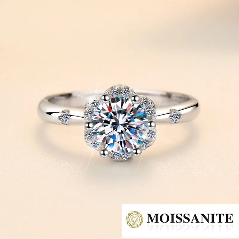 Anillo de plata esterlina 925 bañado en rodio, con diamantes de moissanita de 1 Quilates, VVS1, Color D , con certificado GRA.