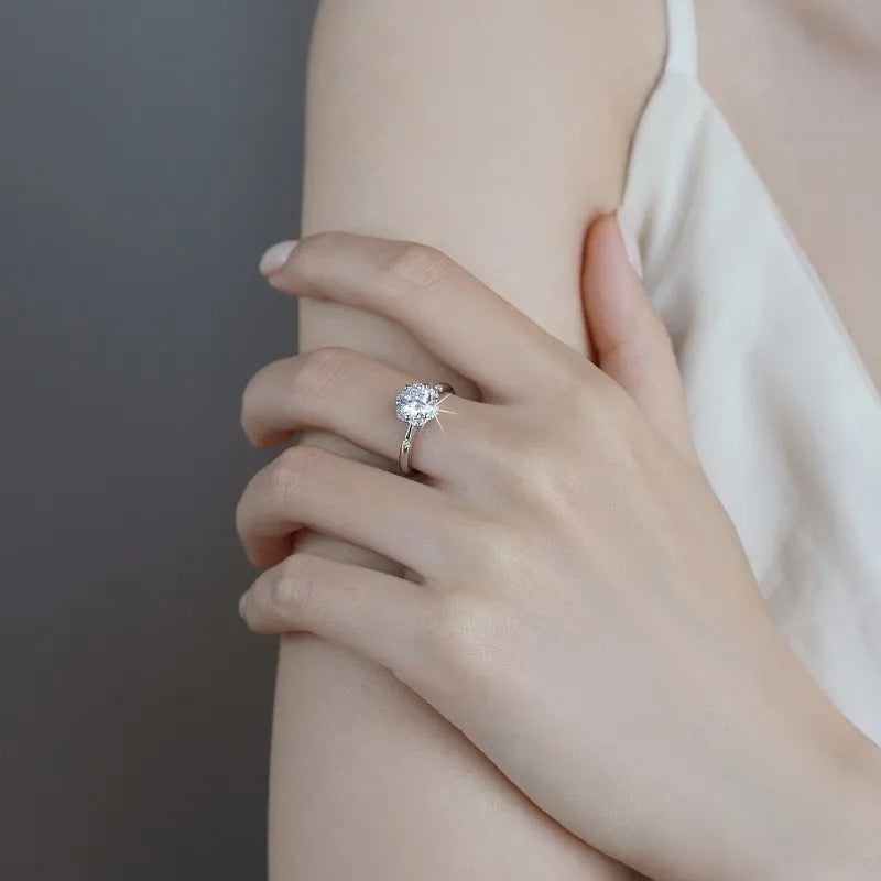 Anillo de plata esterlina 925 bañado en rodio, con diamantes de moissanita de 1 Quilates, VVS1, Color D , con certificado GRA.