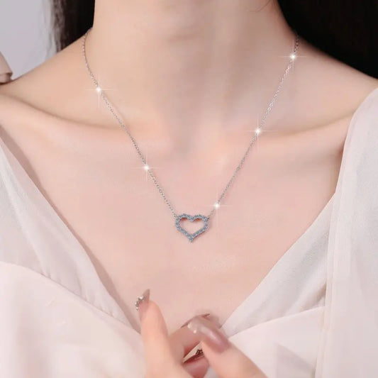 Collar de Plata Esterlina 925, diseño  corazón micro moissanita total 1.7 quilate, certificado GRA
