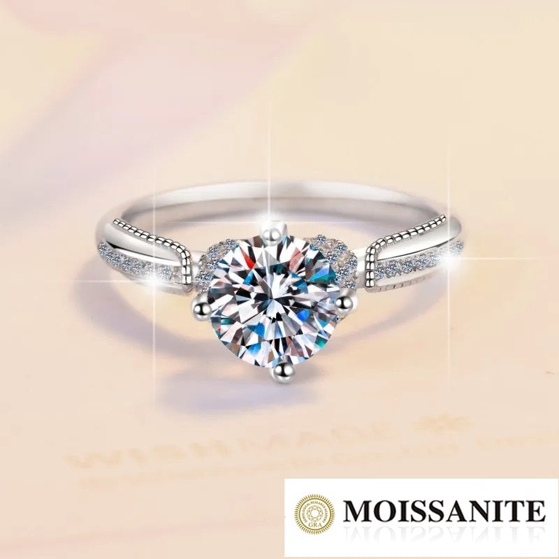 Anillo de Plata Esterlina 925 Bañado en Rodio con Moissanita de 1 Quilate, VVS1, Color D, Certificado GRA